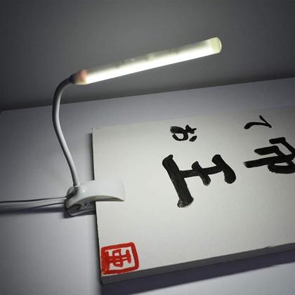 Imagem de Luminária LED Flexível de mesa p/ leitura com prendedor e cabo USB