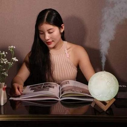 Imagem de Luminária Lua 3D Led Abajur Decoração Quarto  Branca