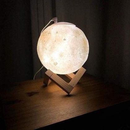 Imagem de Luminária Lua 3D Led Abajur Decoração Quarto  Branca
