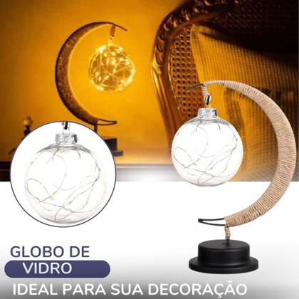 Imagem de Luminária Lua Crescente Decorativa com LED e Base Fixa