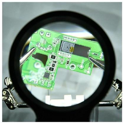 Imagem de Lupa De Mesa com Garras Luz Led Ajustável Suporte Solda C/ Fonte CBR03587