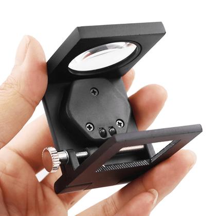 Imagem de Lupa Lente Conta Fios Alumínio Com Luz Ampliação 10x Escala 25mm - TH9005A