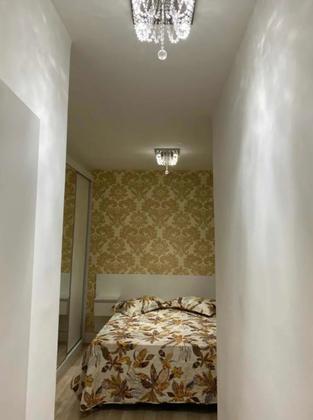 Imagem de Lustre De Cristal Acrílico  Base 30x30 Quadrado Vai Montado