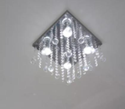 Imagem de Lustre para sala cristal legítimo vai montado.