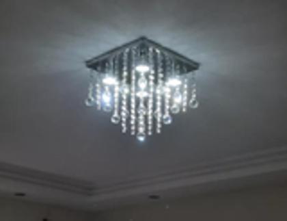 Imagem de Lustre para sala cristal legítimo vai montado.