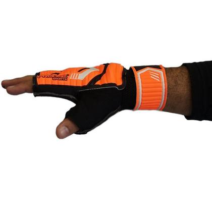 Imagem de Luva de Goleiro Futsal Preto com Laranja - Progne