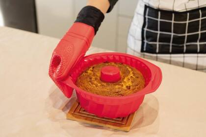 Imagem de Luva Térmica de Silicone Manga Longa com Forro