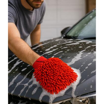 Imagem de Luva Vermelha de Microfibra com Tentáculos Para Lavagem