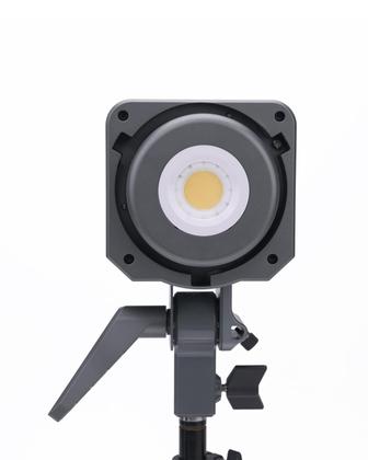 Imagem de Luz de vídeo LED Aputure Amaran 100dS Upgrade App Control