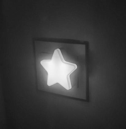 Imagem de LUZ NOTURNA BUBA LED Estrela