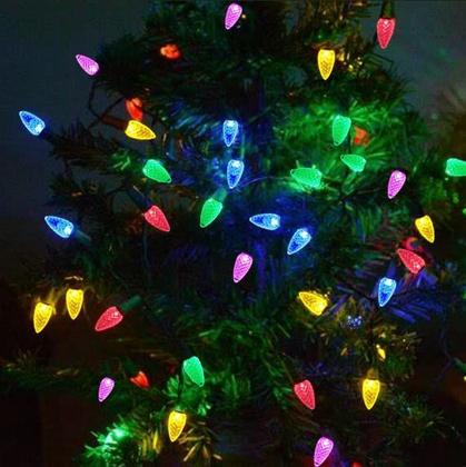 Imagem de Luzes de corda de Natal MXTCLM C3 multicoloridas 5,5 m à prova d'água