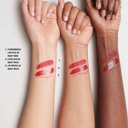 Imagem de MAC Kit para Lábios Pout Full of Posies - Batom + Lápis Labial + Gloss