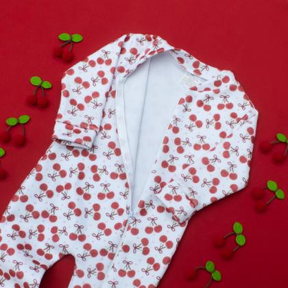 Imagem de Macacão Bebê Soft com Zíper Longo Praticidade Conforto e Proteção a Noite Toda Cerejinha