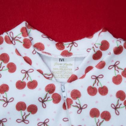 Imagem de Macacão Bebê Soft com Zíper Longo Praticidade Conforto e Proteção a Noite Toda Cerejinha