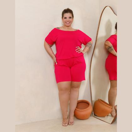 Imagem de Macacão Curto Feminino Ombro A Ombro Com Bolsos Plus Size