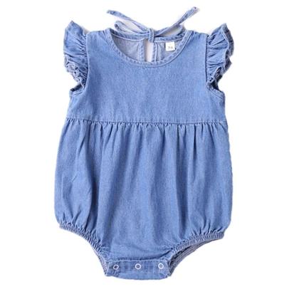 Imagem de Macacão de Algodão Denim para Bebê Menina - Sem Mangas, com Babado - Verão