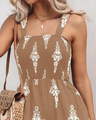 Imagem de Macacão feminino casual solto ChicMe floral cáqui