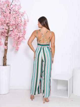 Imagem de Macacão Feminino Listrado de Alcinha, Cintura com Elástico, Detalhe nas Costas