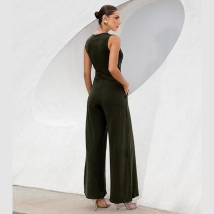 Imagem de Macacão Feminino Regata Em Malha Viscolycra Decote Transpassado