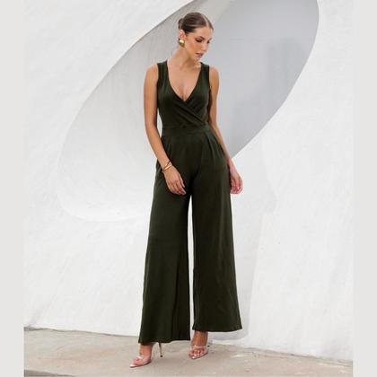 Imagem de Macacão Feminino Regata Em Malha Viscolycra Decote Transpassado