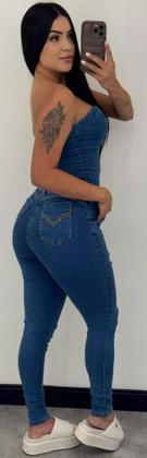 Imagem de Macacão Jeans Longo Sem Alça Com Rasgos Pimenta Doce Original