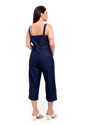 Imagem de Macacão Jeans Pantacourt Com Botões