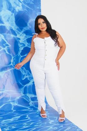 Imagem de Macacão jeans Plus size 