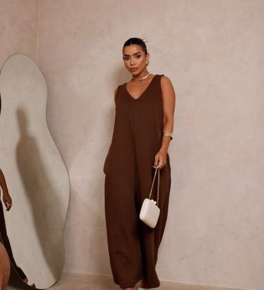 Imagem de Macacão Over Size Decote V em Moletom