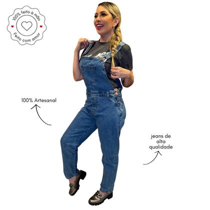 Imagem de Macacão Reto Jeans Feminino - Jeans Médio.