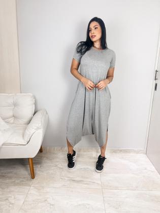 Imagem de Macacao saruel com bolso confortavel