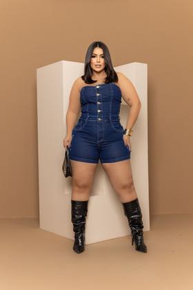 Imagem de Macacão Shorts Plus Size Jeans Macaquinho Feminino Botões 