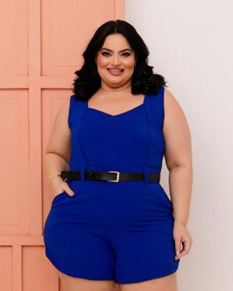 Imagem de Macaquinho Plus Size Feminino com Cinto 0448