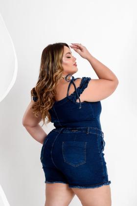 Imagem de Macaquinho plus size jeans premium com lycra Ref:2473