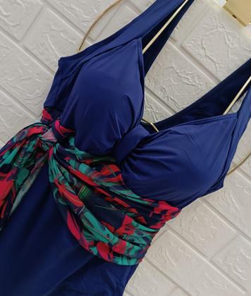 Imagem de Maiô plus Size vestido