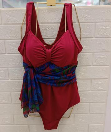 Imagem de Maiô plus Size vestido