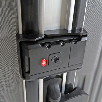 Imagem de Mala de Viagem Pequena de Bordo com Fechamento Antifurto e Cadeado 3 Segredos - Linha Madri