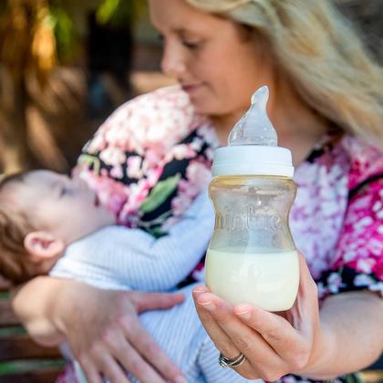 Imagem de Mamadeira Minbie Newborn - Anti-Cólica e Anti-Refluxo
