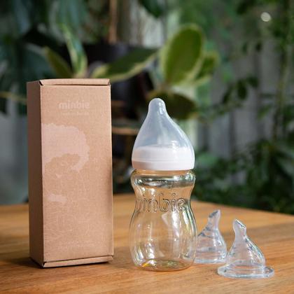 Imagem de Mamadeira Minbie Newborn - Anti-Cólica e Anti-Refluxo