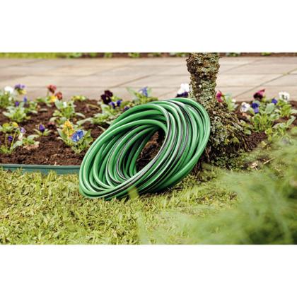 Imagem de Mangueira Flex para Jardim Tramontina Verde com Faixa Preta em PVC 4 Camadas 30 m