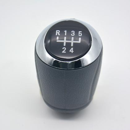 Imagem de Manopla De Cambio ONIX/ PRISMA/ COBALT/SPIN/ SONIC 2013-2019 (ENC. PARAFUSO)