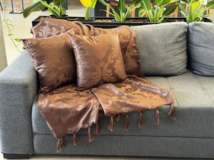 Imagem de Manta Xale Para Sofá 1,80 X 1,40 Tecido Jacquard com Franja  + 2 Capas de Almofada - Decorame
