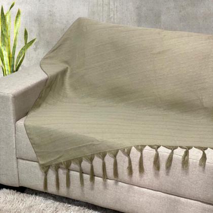 Imagem de Manta Xalé Protetora Para Sofá e Cama Lisa com 2 Capas Para Almofada