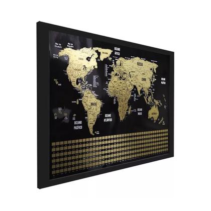 Imagem de Mapa Mundi De Raspar Dourado Com Moldura Com Bandeiras 73x50