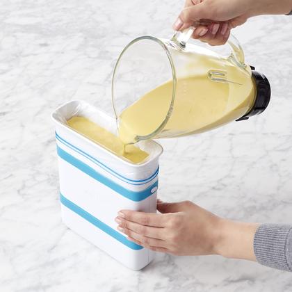 Imagem de Máquina de blocos de alimentos para freezer YouCopia FreezeUp com capacidade de 1,4 L