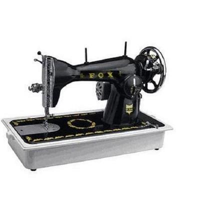 Imagem de Máquina de Costura Doméstica Reta Pretinha c/ Base Simples, Tipo 15C
