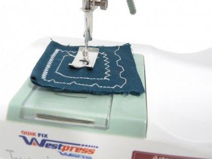 Máquina de Costura Portátil, Bivolt com 12 Pontos - Reta e Zig Zag - WESTPRESS Imagem de Máquina de Costura Portátil, Bivolt com 12 Pontos - Reta e Zig Zag