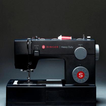 Imagem de Máquina De Costura Singer HD4423 Black 23 Pontos Preta 220v