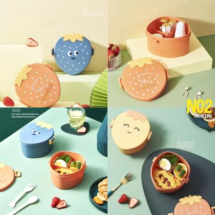 Imagem de Marmita Infantil Lancheira Formato Morango Talheres Praticidade Versatilidade Material Resistente Compacto