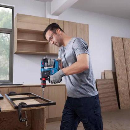 Imagem de Martelete Perfurador a Bateria 18V 1,5 J sem Bateria GBH 18V-18X BOSCH