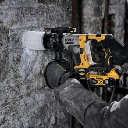 Imagem de Martelete Perfurador SDS Plus 5/8” 20V MAX* ATOMIC - 2 Baterias 5Ah, Carregador e Controle de Vibração - Ref. DCH172B-B3
